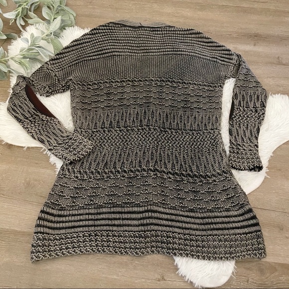 Gilded Intent Buckle Cardigan Elbow Patches - Picture 8 of 14